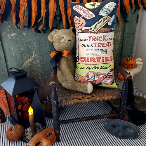 VINTAGE RETRO MOD STYLE HALLOWEEN BABY RUTH CURTISS CANDY BOX ADVERTISE PILLOW - Picture 2 of 13