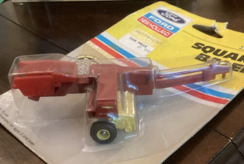 #337 Ertl Ford New Holland Square Baler ~ 1987 Sealed 1/64 Die Cast - Picture 2 of 4