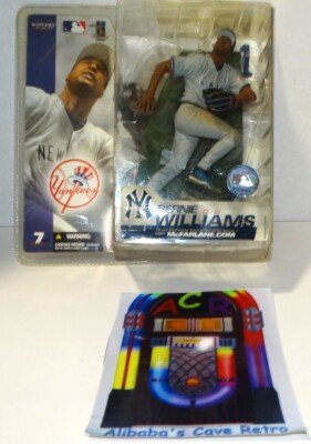 Bernie Williams	2003 McFarlane Series 7 New York Yankees NEW