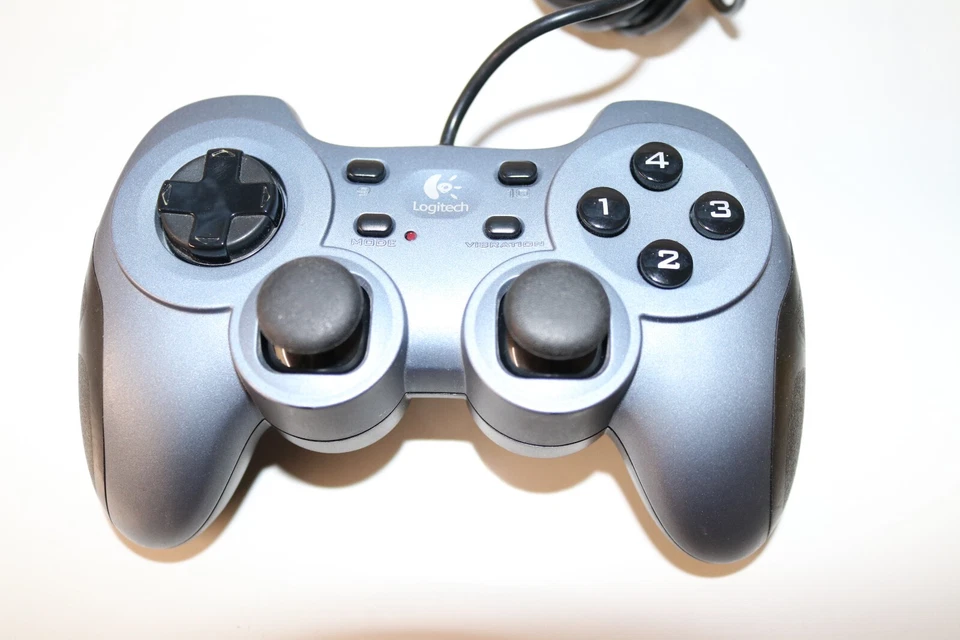 Logitech rumblepad 2