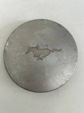 1 99-04 Ford Mustang Wheels Center Cap Part Xr33-1a096-fa Stock 5176 1 99-04 Ford Mustang Wheels Center Cap Part Xr33-1a096-fa Stock 5176