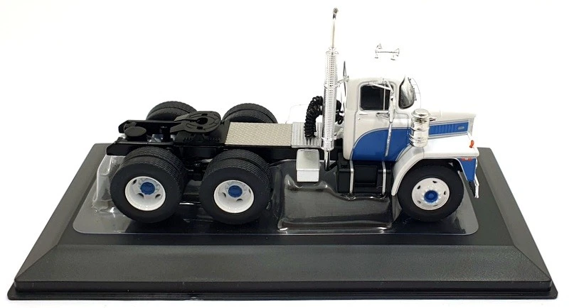 IXO escala 1/43 diecast TR185 - Dodge LCF CT900 1960 - blanco Foto 3 de 4