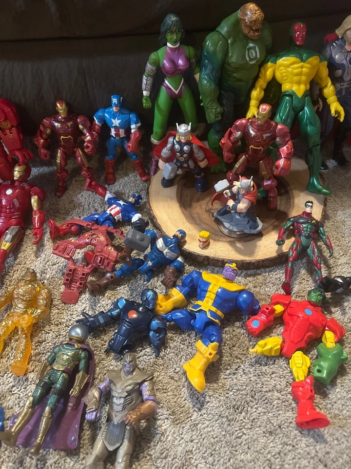lote figuras de acción marvel dc años 90 y más Foto 3 de 4