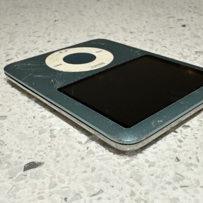 Apple iPod Nano 3rd Gen 8GB Blue Model A1236, Pl Check Description