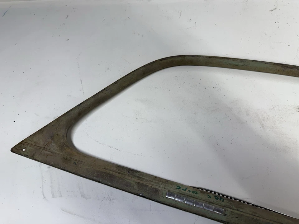 Chevy 1940 cupé puerta ventana adorno moldura original GM lado del pasajero Foto 3 de 4