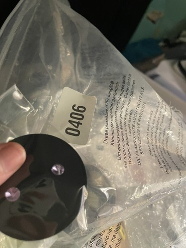 Lila Ohrstecker facettiert spitz Mittelschmuck - Bild 7 von 7
