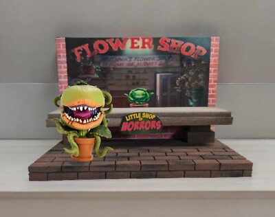  Little Shop OF Horrors Funko Pops. Aufsteller