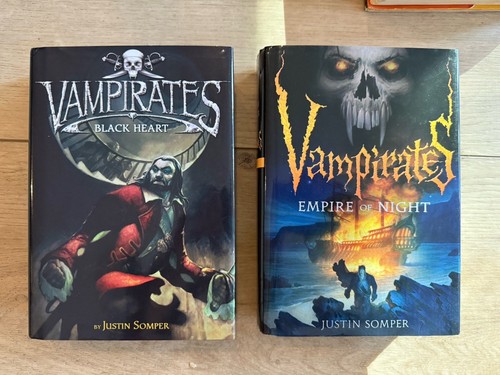 Near Complete Set Series - Lot of 5 Vampirates HARDCOVER books by Justin Somper - Picture 4 of 6