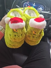 The Grinch Ladies Slippers