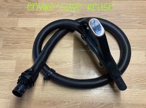 Griff + Schlauch, schwarz / gold = Shark CZ500UKT Anti Hair Wrap Staubsauger