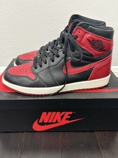 Nike Air Jordan 1 Retro High OG Bred Banned Pre-Owned Size 10 555088-001