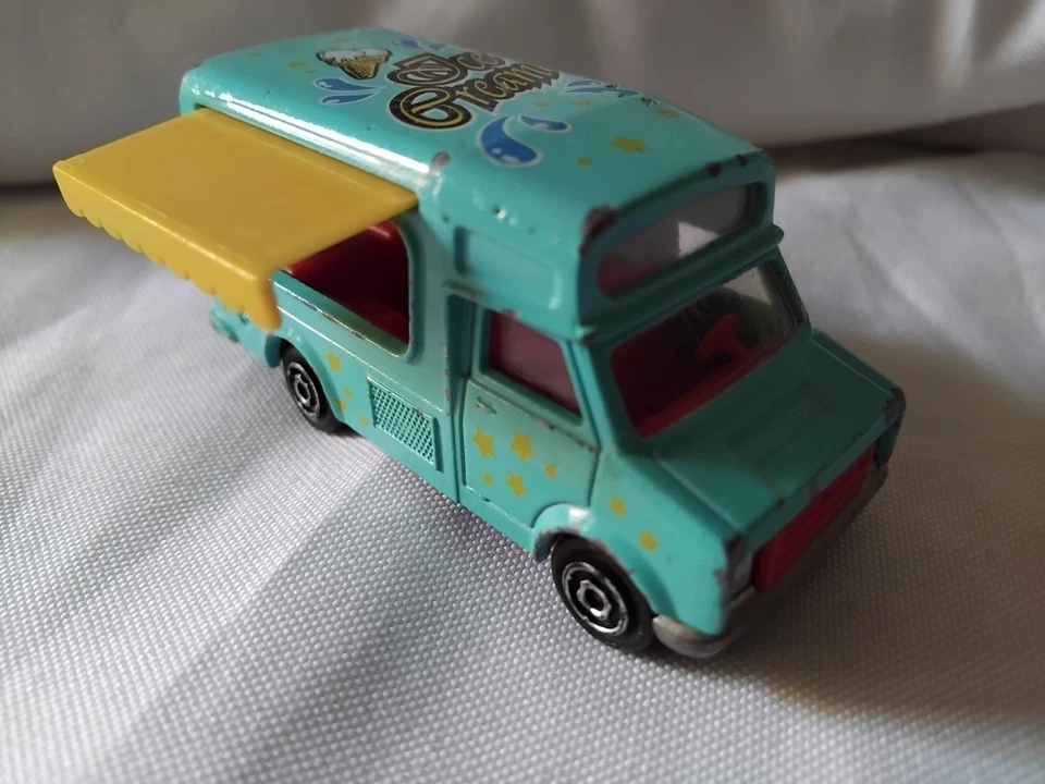 Majorette Fourgon ICE CREAM 1/67 - Photo 2/4