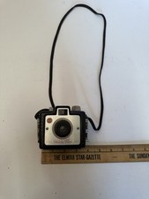Vintage Kodak Brownie Holiday Flash Camera Rochester NY Untested Bakelite SM