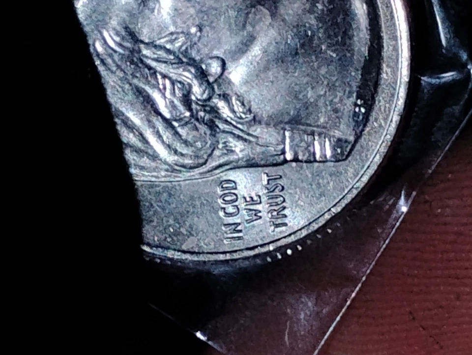 2022 D Wilma Mankiller Quarter Rare Error Coin 'In Cod We Trust' Error's on back - Image 3 of 4