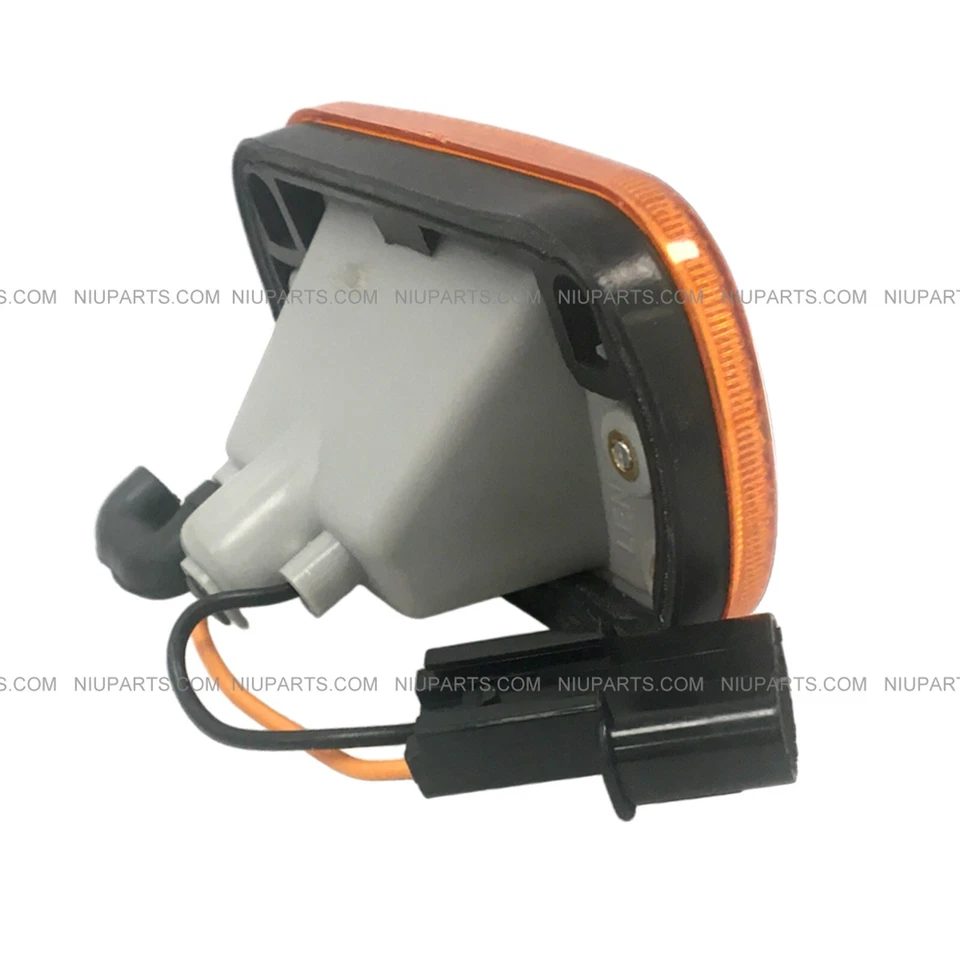 Side Marker Light Indicator Amber Fit: Various Mitsubishi FUSO FK FM Models - Изображение 4 из 4
