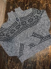 Chaps boys size 7 sweater