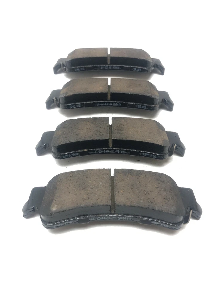 Juego de pastillas de freno traseras de cerámica ACDelco para Tahoe Silverado Yukon Sierra 2000-2001 Foto 3 de 4