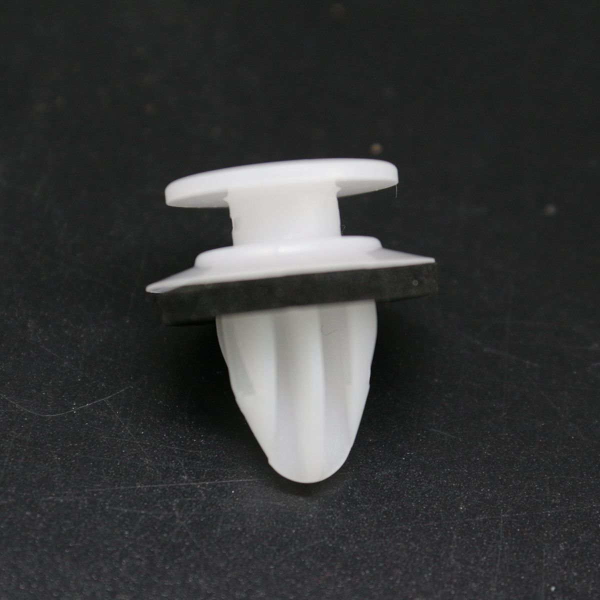 For Mazda KD51-51-W24 Fender Wheel Opening Molding Clip With