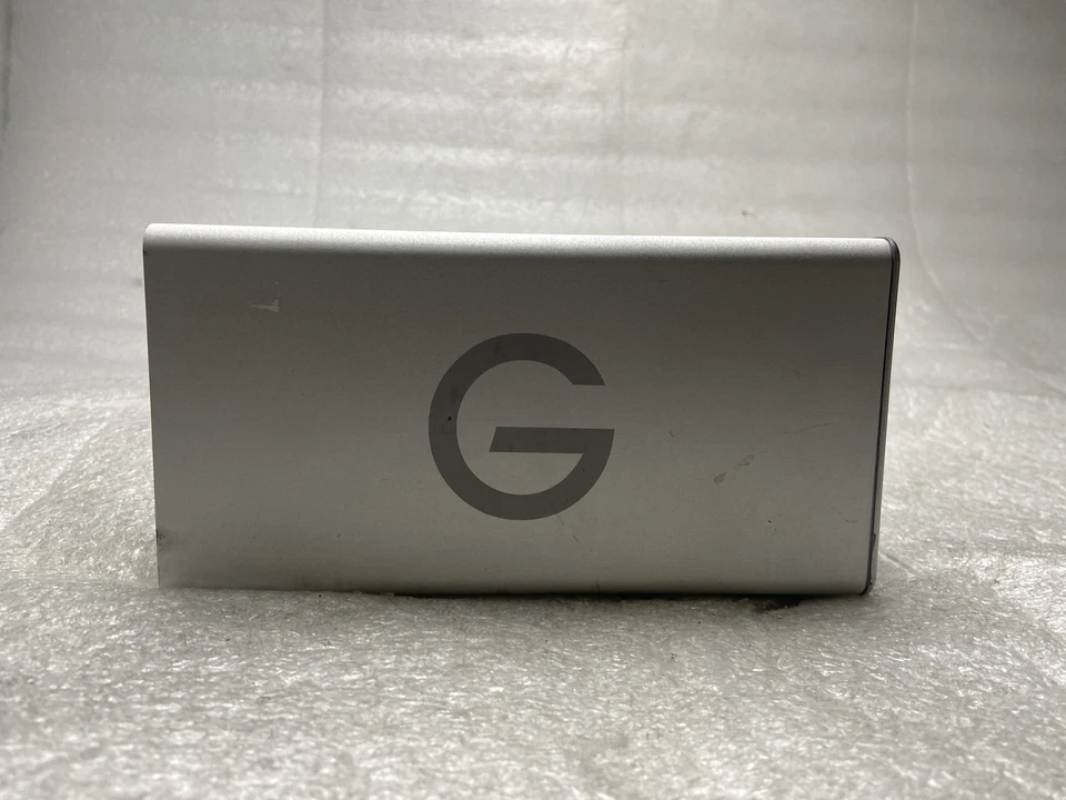 G-Technology G-SAFE RAID 1 Storage System Dual Bay 1TB HDD POWER TESTED - Image 3 of 4