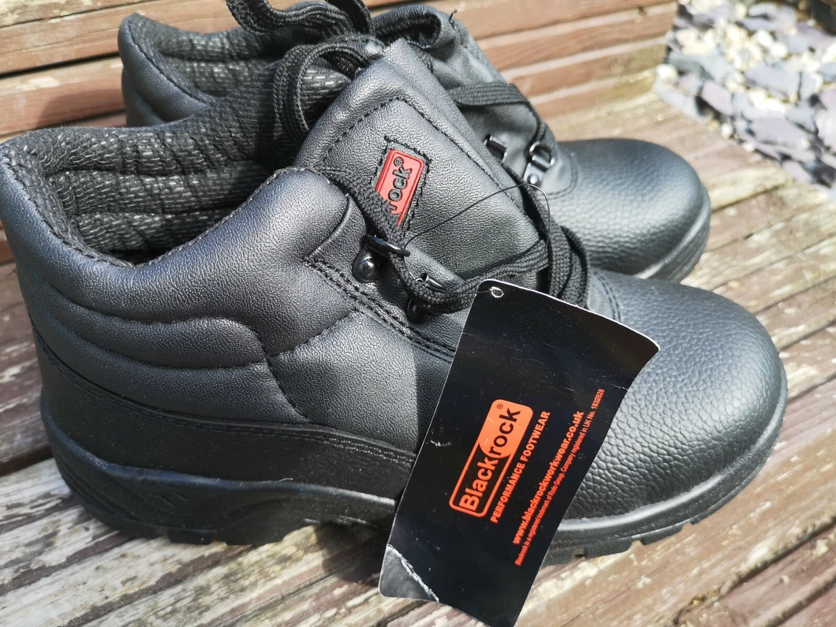 Men s Black Rock Water Resistant Chukka Safety boots Size UK 5 EU