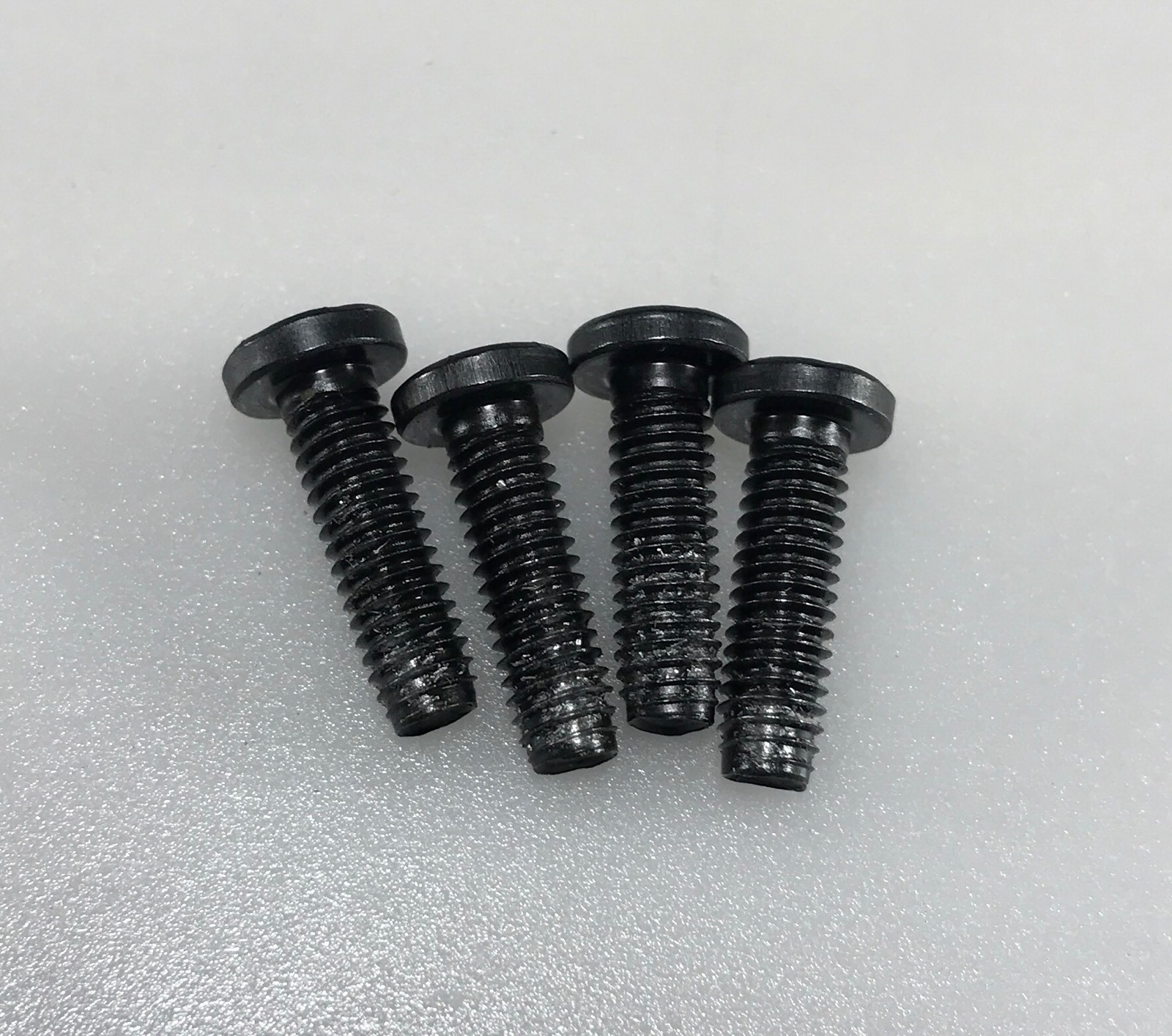 Dewalt DCS393 6 1/2 Cordless Circular Saw Type 3 20v Screws to Hold