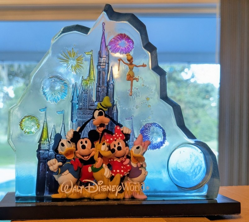 Vintage Walt Disney World Acrylic 3D Shelf Display Disney Characters No Clock