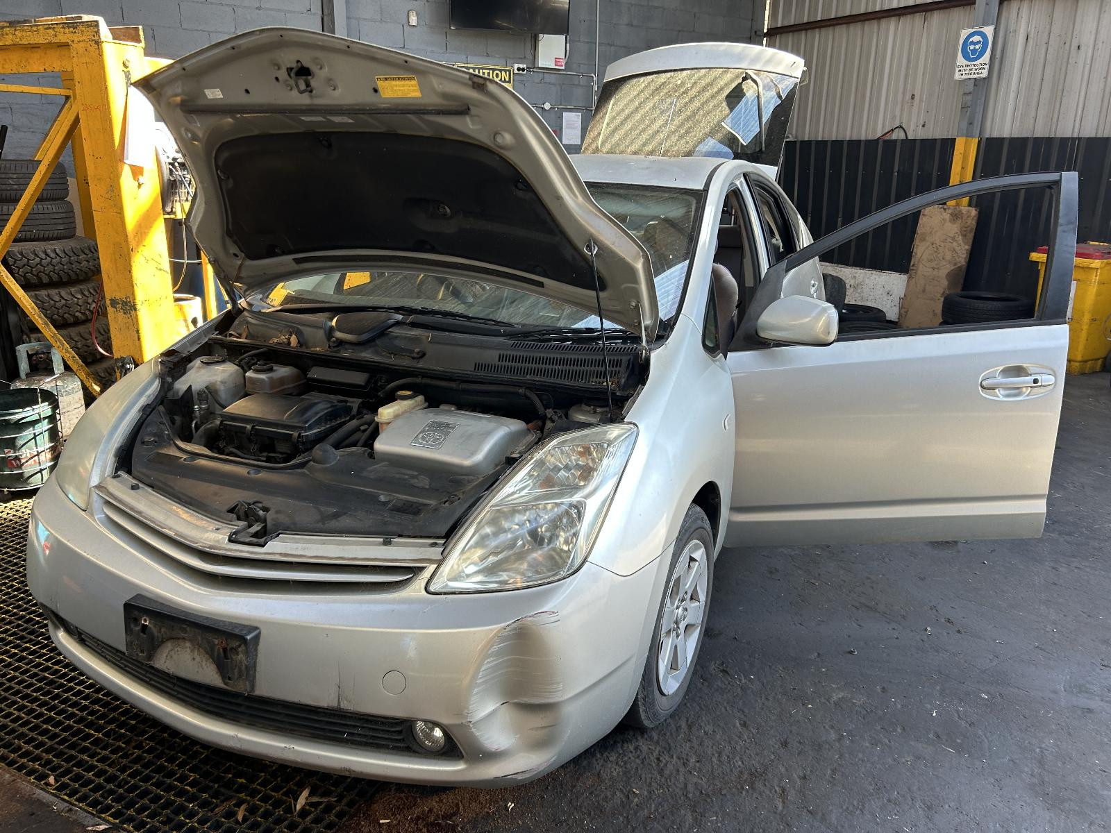 Toyota Prius Heater / A/C Unit Servo NHW20 10/2003-04/2009 - thumbnail 6