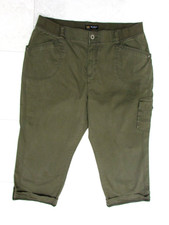 Lee Relaxed Fit Capri Pants Size 18W Green Comfort Waistband