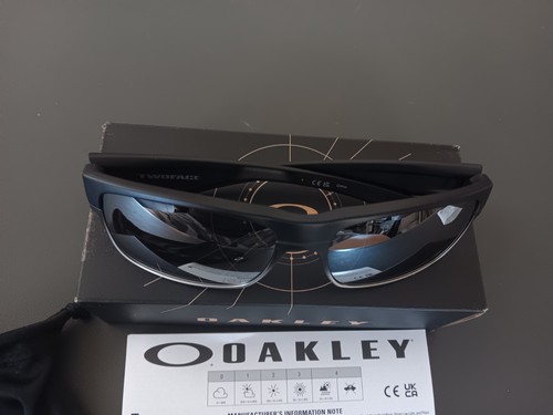 Oakley Twoface OO9189-30 Sunglasses Matte Black on Silver Chrome Iridium w/Pouch - Picture 5 of 11