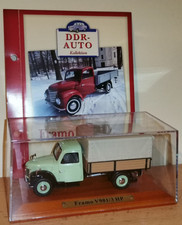 Seltener Atlas  DDR Framo V901 /3 HP Pick-Up 1:43 mit Datenblattl in PC Vitrine.