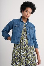 Seasalt Women's Regular Levan Well Denim Jacket Mid Wash Rain Slub