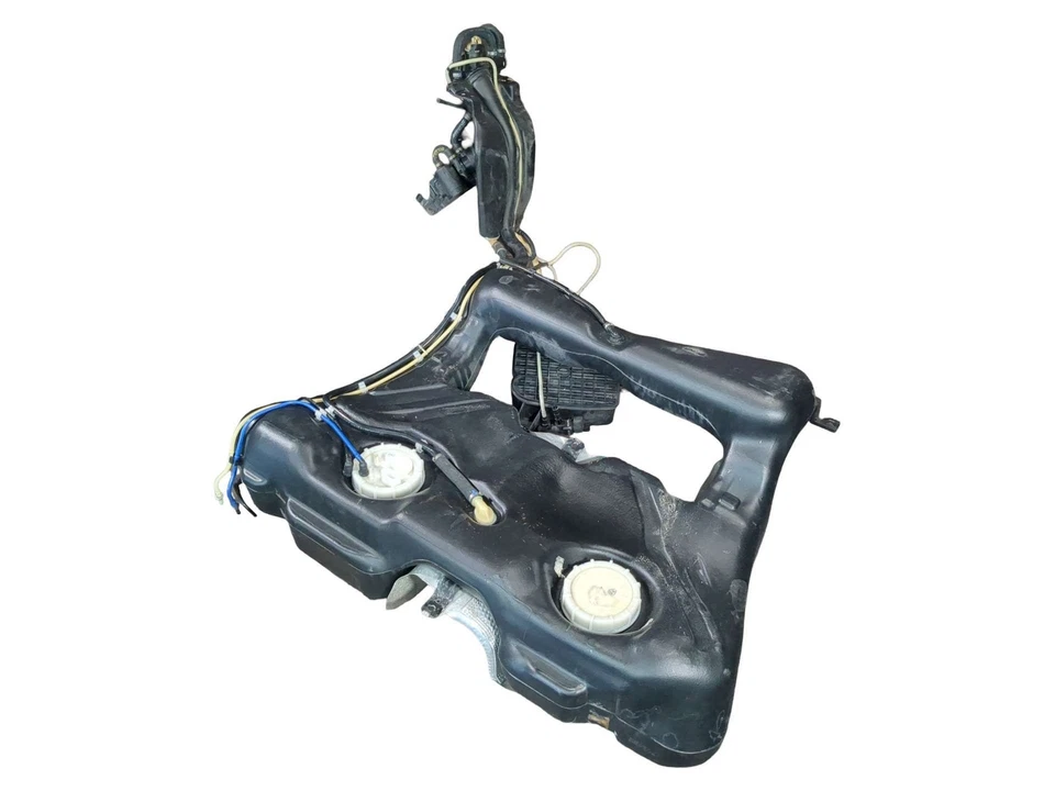 2004 ----- Volkswagen Golf R32 ----- Tanque de combustible de gasolina -- 1J0201060DE Foto 4 de 4