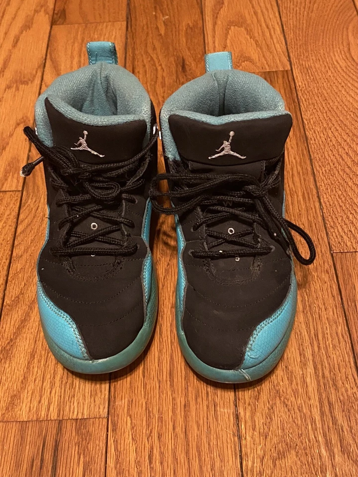 Nike Air Jordan 12 Retro GS Zapatos Talla 1Y Hyper Jade 510816-017 Negro Verde azulado Foto 2 de 4