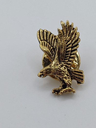 Gold Tone Majestic Eagle Lapel Pin Brooch - Picture 6 of 10