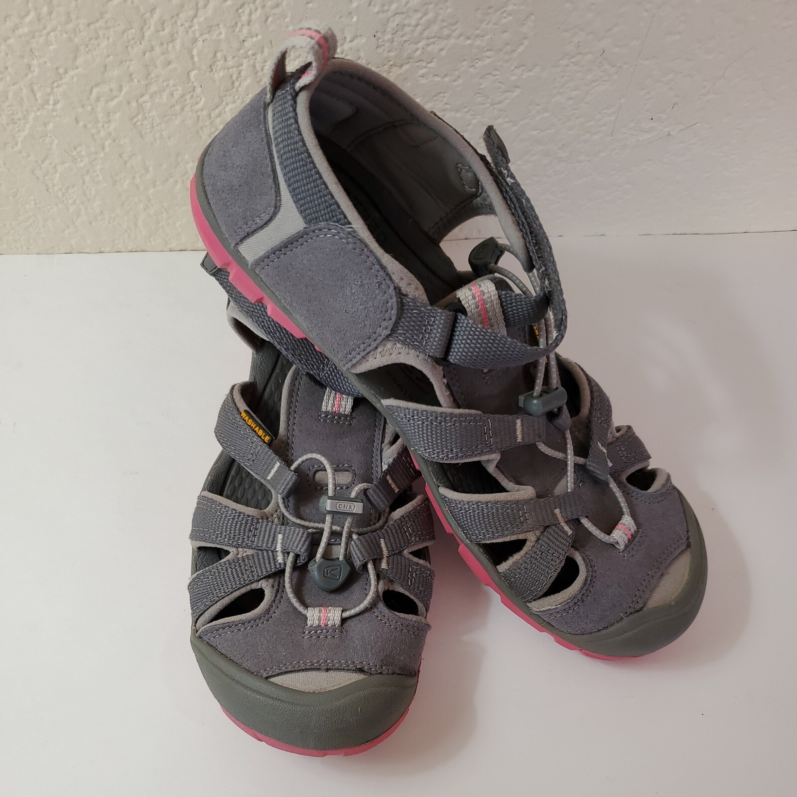 Keen sandali da trekking impermeabili scarpe donna taglia 6 outdoor grigio rosa usati in ottime condizioni