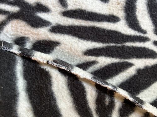 Blanket Throw Fleece Zebra Soft Wearable Flannel Plush Print 64x86” Overcast - Picture 3 of 3