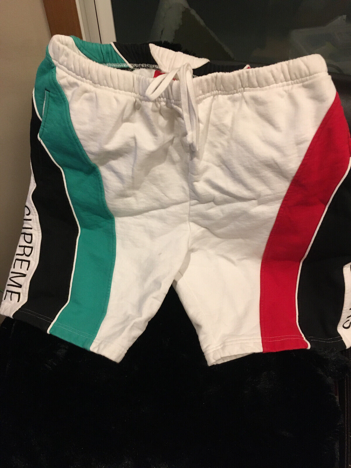 SS20 Supreme Milan sweatshort white size M medium… - image 1