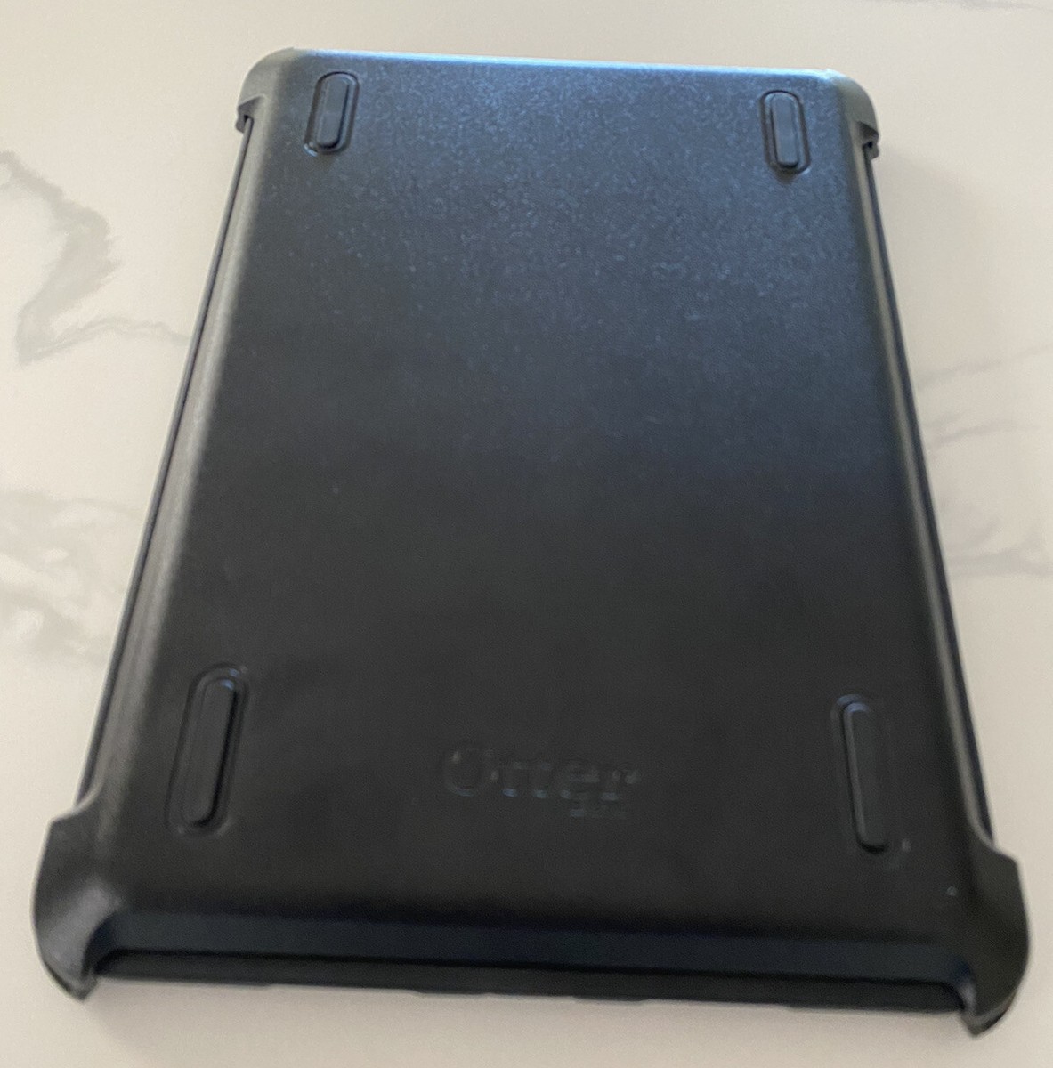 OtterBox Defender Case iPad Pro 10.5-in & iPad Air (3rd Gen OtterBox Defender Case iPad Pro 10.5-in & iPad Air (3rd Gen