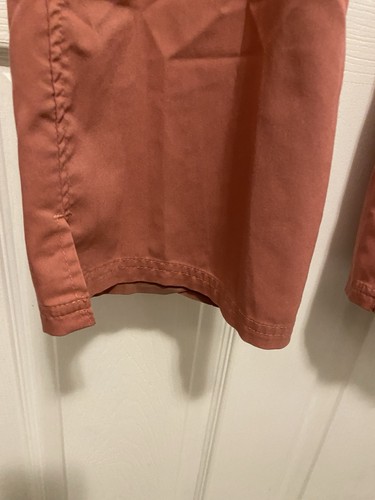Premiere By Healing Hands Floral Scrub Set Top-Large Bottoms-Medium Minor Flaws - Picture 14 of 19