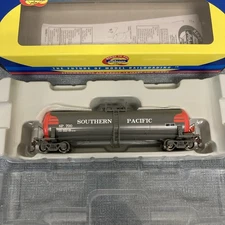 Athearn 73936 HO Scale SP/Fuel Tender RTR RTC 20,900-Gallon Tank Car #700 NIB