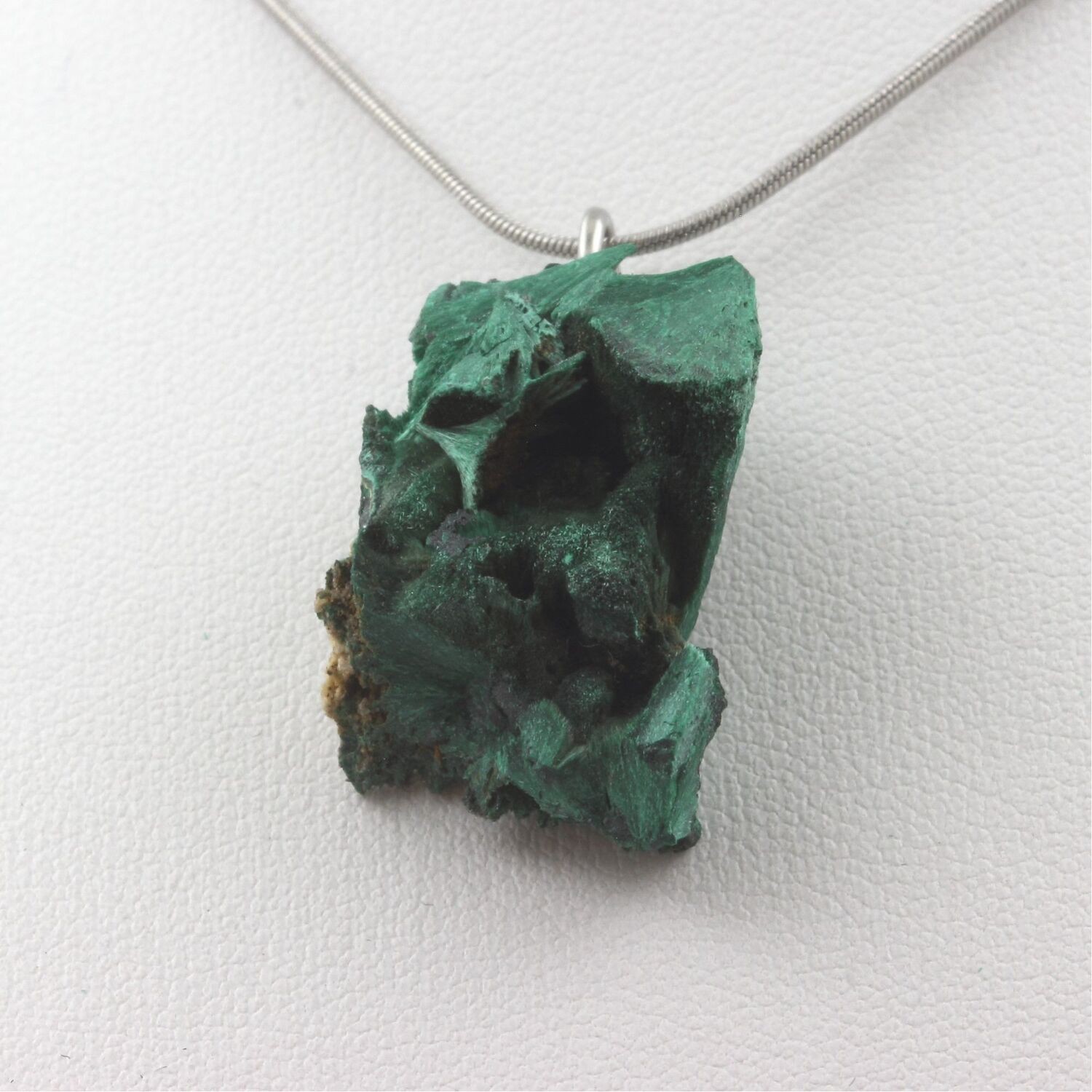 Collier Malachite brute véritable pendentif pierre précieuse verte de 39.40 ct