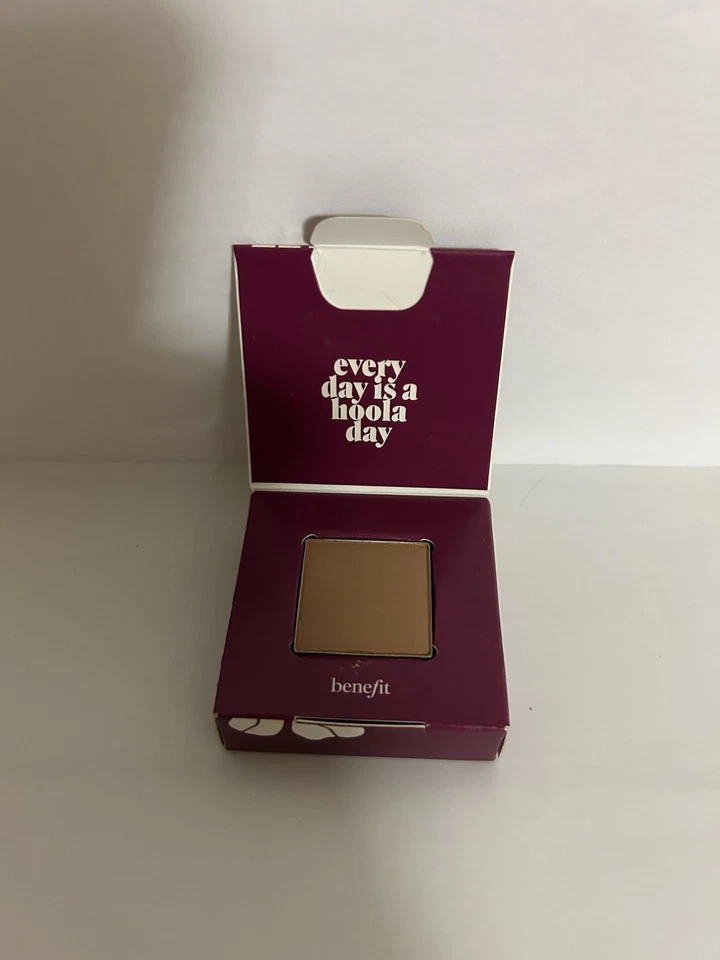 Benefit HOOLA Matte Powder Bronzer Mini – 1.8 g / 0.06 oz | NEW | Authentic - Image 3 of 3