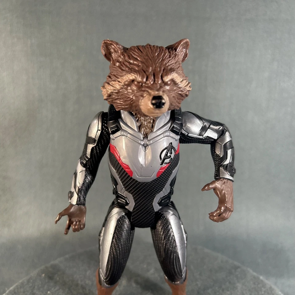 Figura de acción Marvel Titan Hero Series Avengers Rocket Raccoon cola faltante Foto 2 de 4
