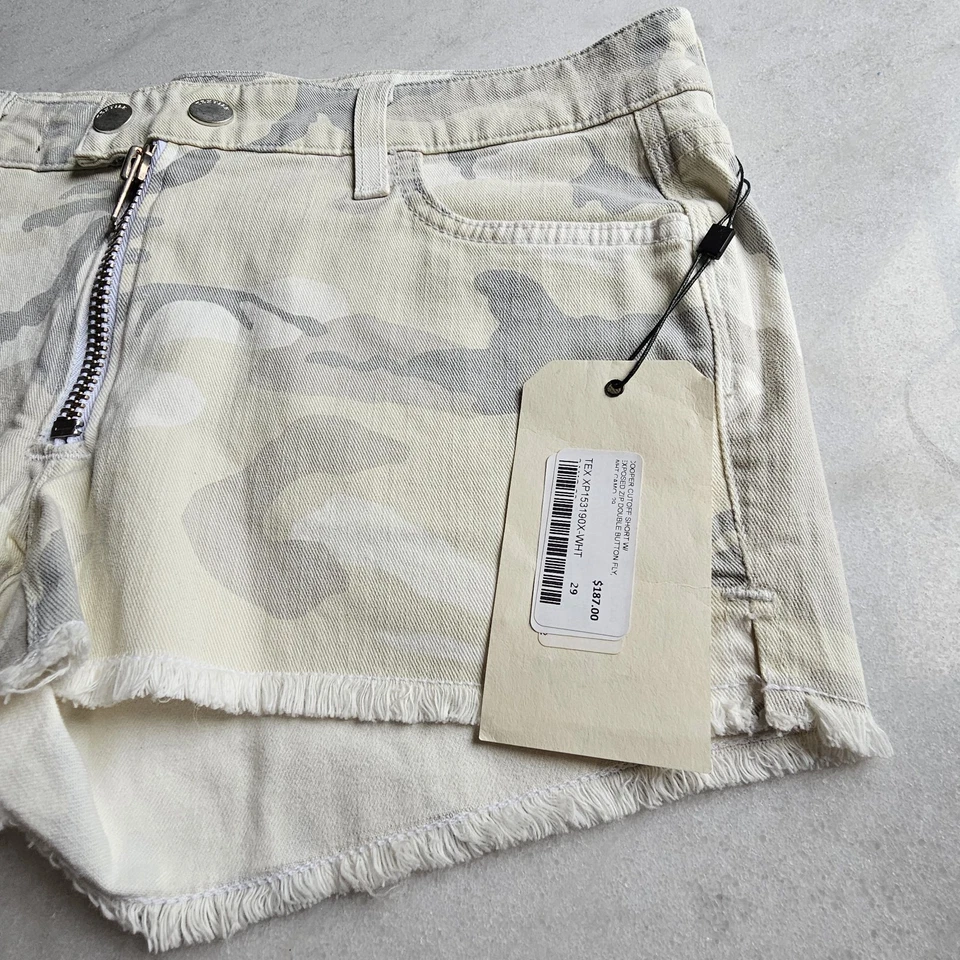 Pantalones Cortos Textiles Elizabeth & James 'Cooper' Talla 29 Gris Crema Camuflaje Indie Sleaze Foto 4 de 4
