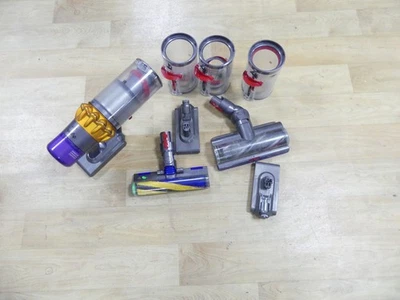 Lot de pièces dyson V11 et V15 (hors service) - Photo 1/4