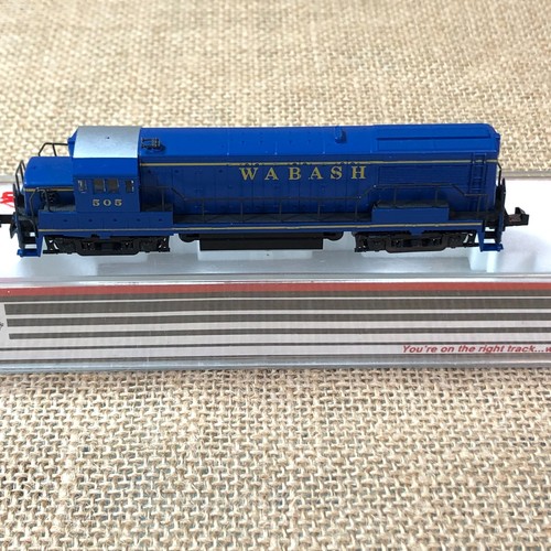 Locomotora diésel Atlas N Wabash GE U25B fase II #4450 limpia sin usar excelente | Condition: Used