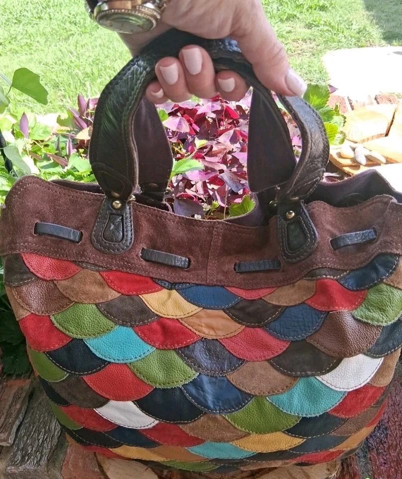 Cartera de cuero vintage LUCKY BRAND escala de peces estampada rara GRANDE bolso de mano épico! Foto 2 de 4