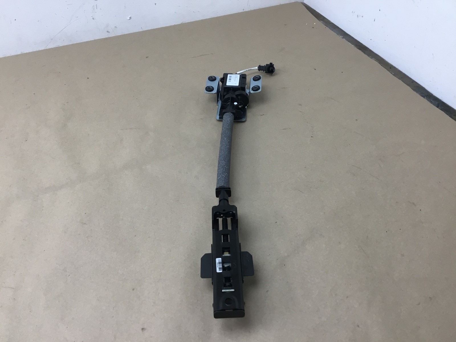 Bentley Bentayga 2019 V8 Front Right Seat Belt Height Adjuster Motor 16-20 :M