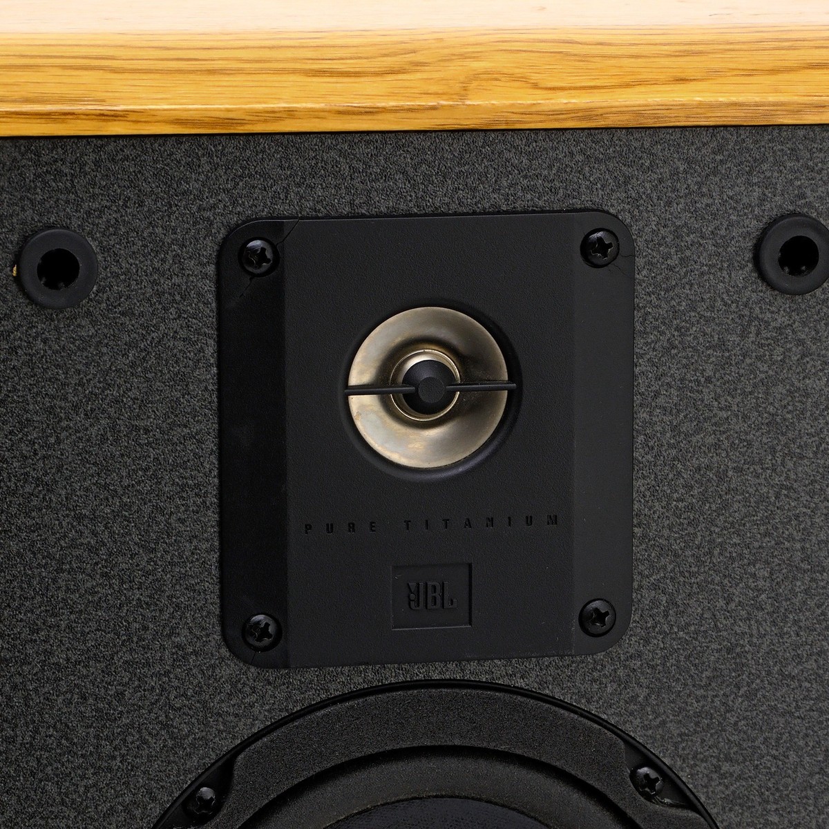 Vintage JBL 2500 Bookshelf Single Speaker Titanium Tweeter, Works