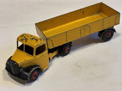 Vintage Diecast Dinky Supertoys #521 Bedford Articulated Lorry Truck in yellow
